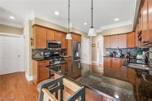 12355 Summerwood Drive, Concord Twp, OH 44077