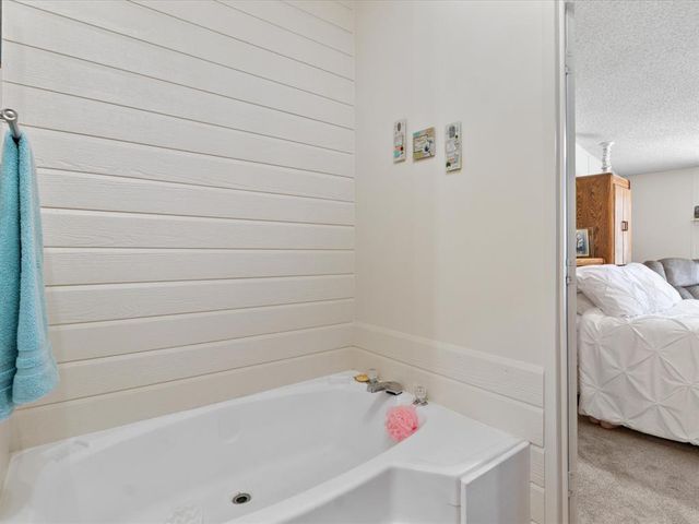 4405 Winchester Drive, El Reno, OK 73036