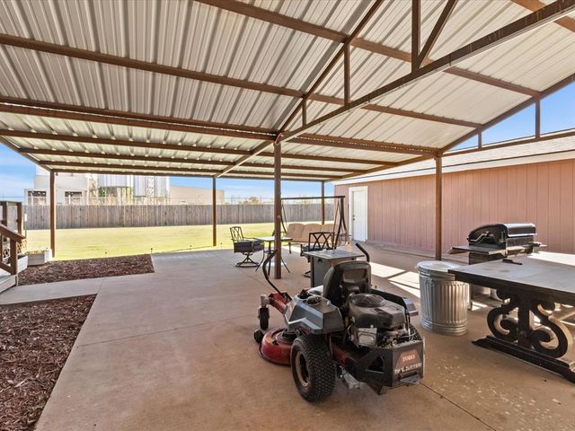 4405 Winchester Drive, El Reno, OK 73036