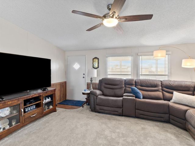 4405 Winchester Drive, El Reno, OK 73036