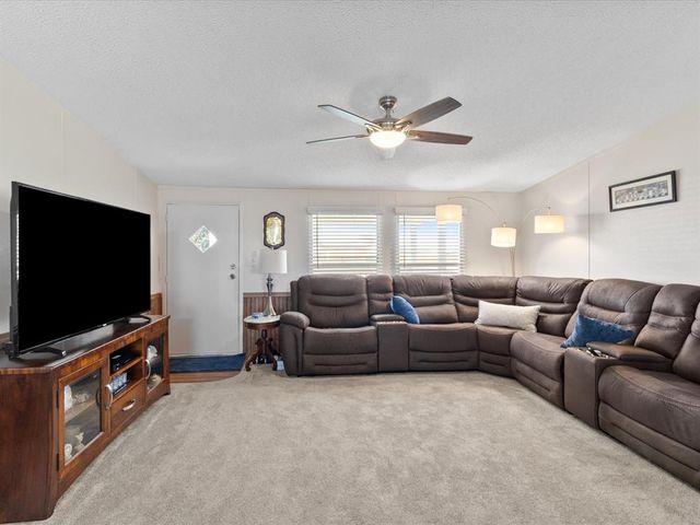 4405 Winchester Drive, El Reno, OK 73036