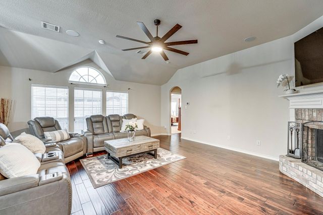 2606 Sandstone Lane, Midlothian, TX 76065