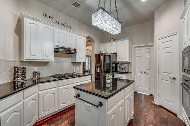 2606 Sandstone Lane, Midlothian, TX 76065