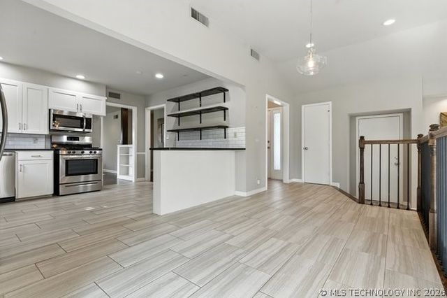 3027 S Joplin Avenue, Tulsa, OK 74114