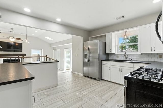 3027 S Joplin Avenue, Tulsa, OK 74114