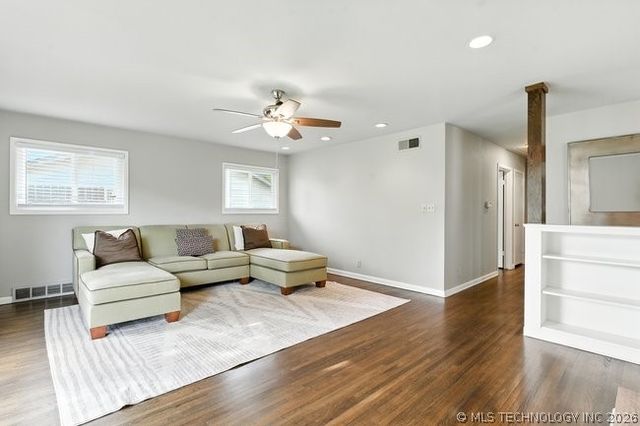 3027 S Joplin Avenue, Tulsa, OK 74114