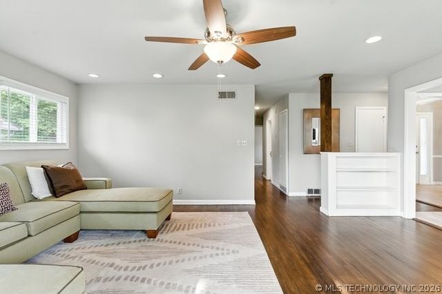 3027 S Joplin Avenue, Tulsa, OK 74114