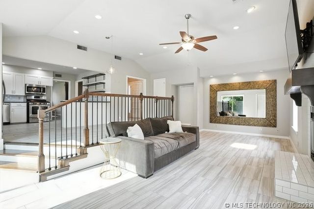 3027 S Joplin Avenue, Tulsa, OK 74114