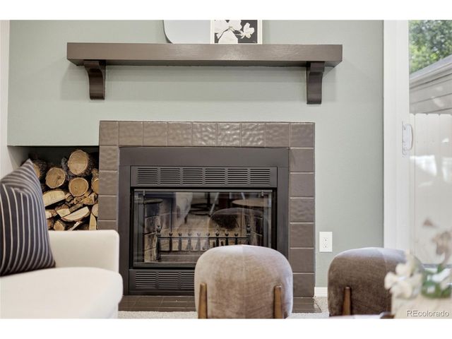 7230 Devinney Ct D, Arvada, CO 80005