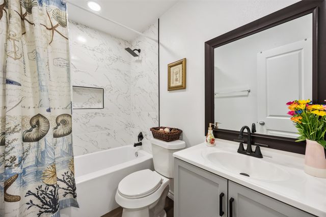 1005 Iowa Street, Irving, TX 75060