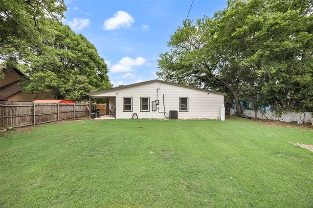 1005 Iowa Street, Irving, TX 75060