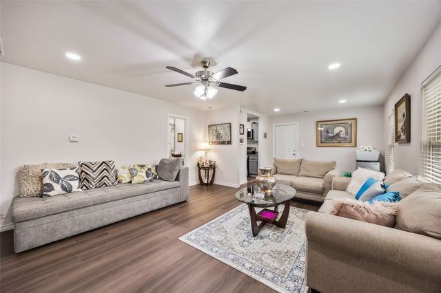 1005 Iowa Street, Irving, TX 75060