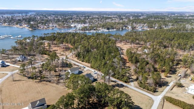 4005 Tarpon Drive, Oriental, NC 28571
