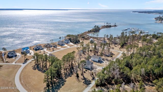 4005 Tarpon Drive, Oriental, NC 28571