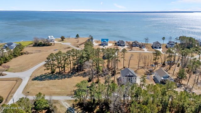 4005 Tarpon Drive, Oriental, NC 28571