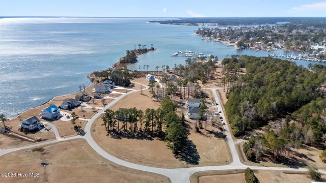4005 Tarpon Drive, Oriental, NC 28571