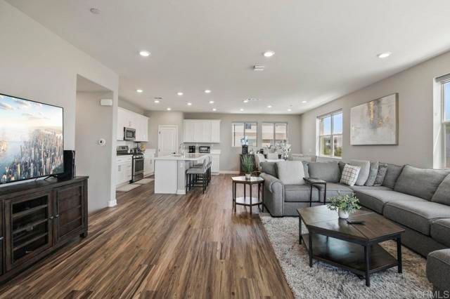 1891 Cosmopolitan Lane 6, Chula Vista, CA 91915