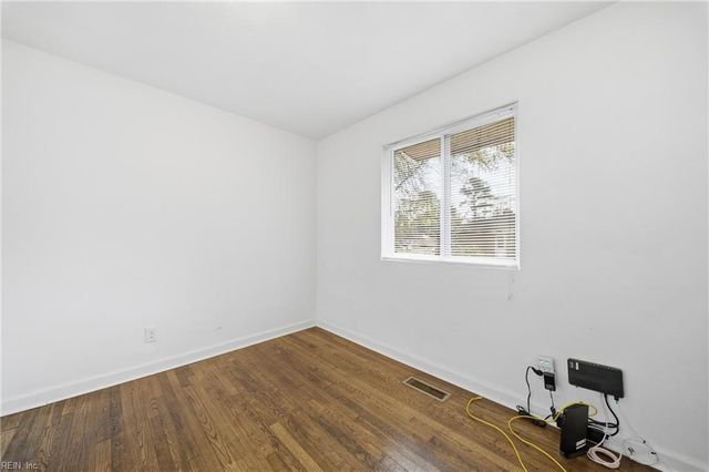 4904 Holly RD, Portsmouth, VA 23703