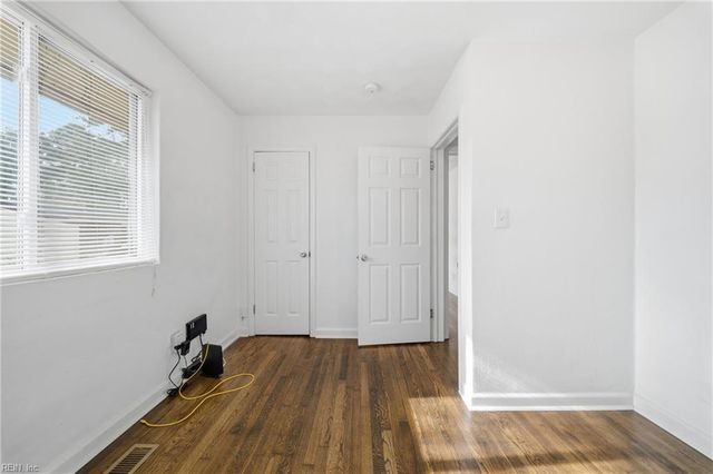 4904 Holly RD, Portsmouth, VA 23703