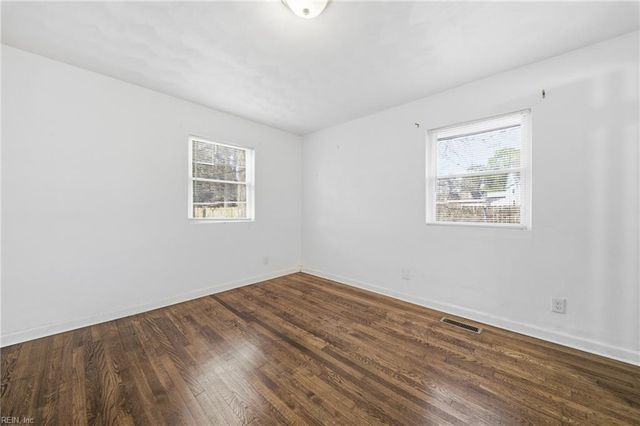 4904 Holly RD, Portsmouth, VA 23703