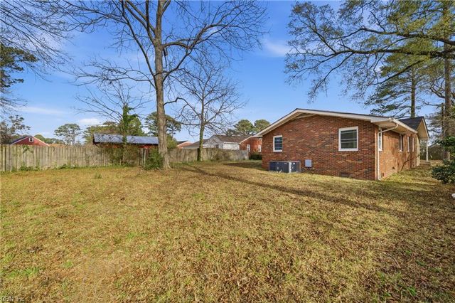 4904 Holly RD, Portsmouth, VA 23703