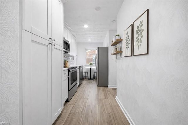 4904 Holly RD, Portsmouth, VA 23703