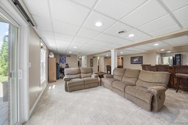 57549 Windmill Point, New Hudson, MI 48165