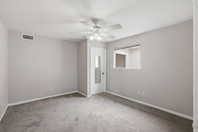 2 River Creek Way, Sugar Land, TX 77478