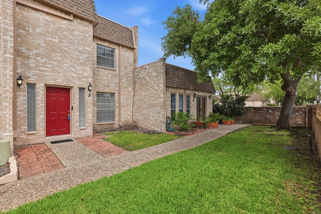2 River Creek Way, Sugar Land, TX 77478