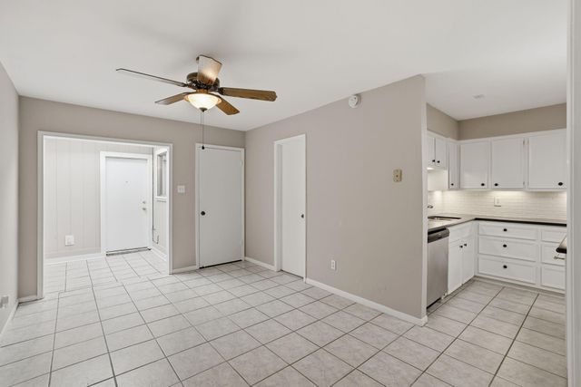 2 River Creek Way, Sugar Land, TX 77478