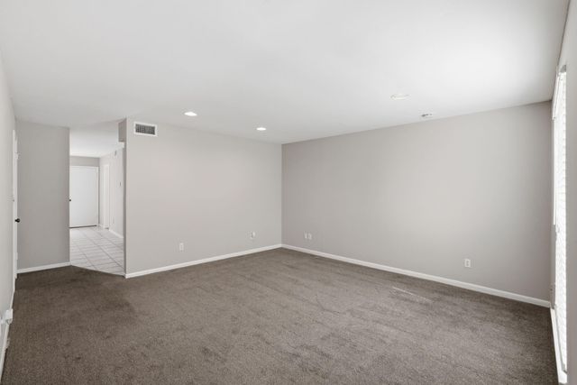 2 River Creek Way, Sugar Land, TX 77478