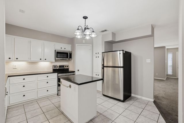 2 River Creek Way, Sugar Land, TX 77478