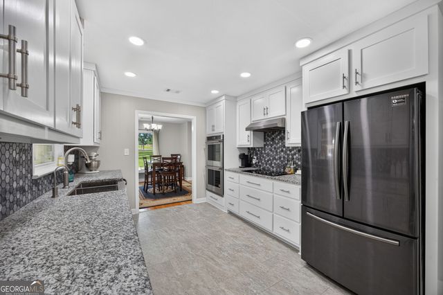 104 E Oak Street, Luthersville, GA 30251
