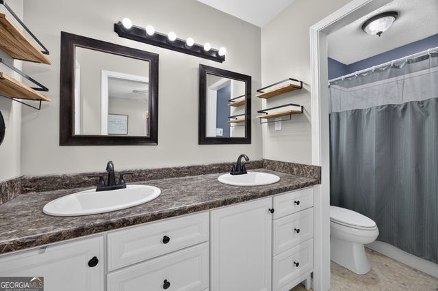 104 E Oak Street, Luthersville, GA 30251