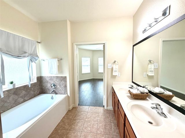 25122 Southbriar Lane, Katy, TX 77494