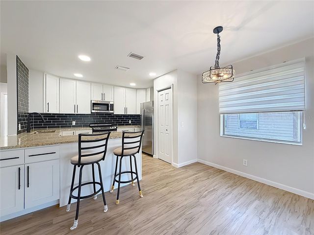 405 E CIRCLEWOOD STREET, Inverness, FL 34452