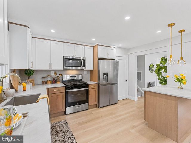 125 MASSACHUSETTS AVE, Cherry Hill, NJ 08002