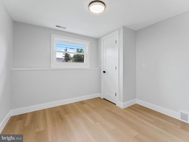 125 MASSACHUSETTS AVE, Cherry Hill, NJ 08002