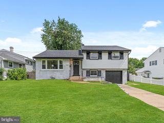 125 MASSACHUSETTS AVE, Cherry Hill, NJ 08002