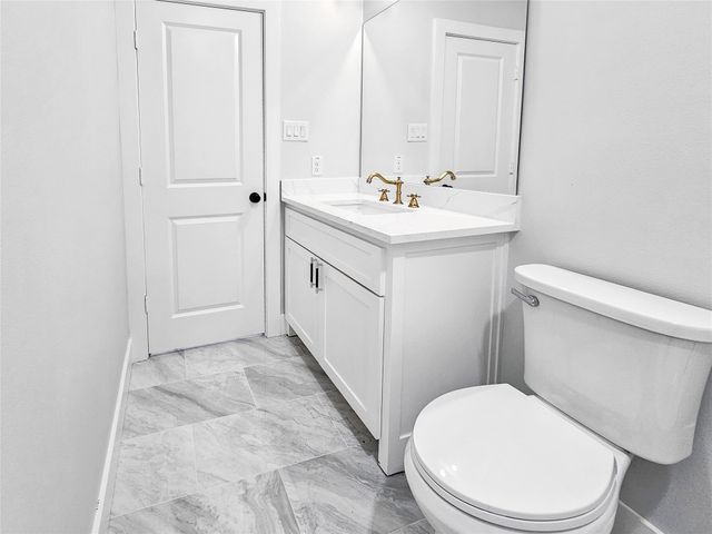 328 Whispering Trl., Gun Barrel City, TX 75156