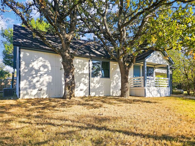 328 Whispering Trl., Gun Barrel City, TX 75156