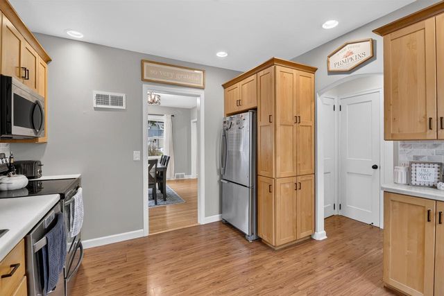 342 S Randall Avenue, Janesville, WI 53545