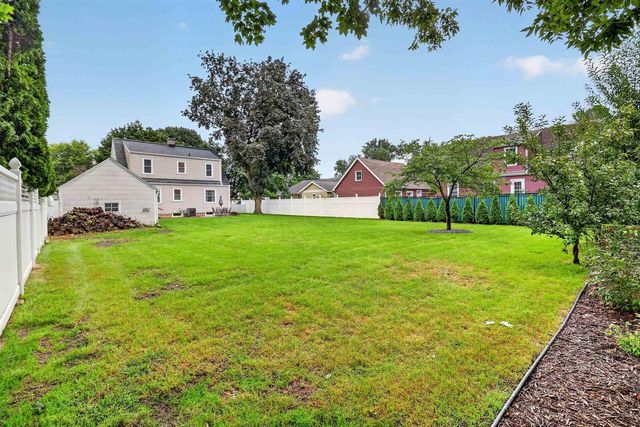 342 S Randall Avenue, Janesville, WI 53545