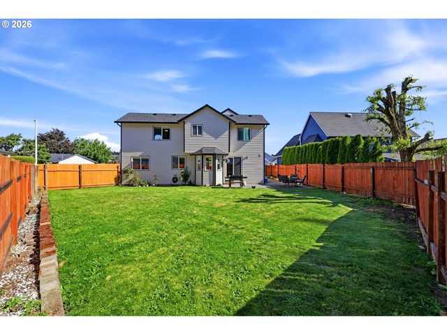 2016 Sw CERISE Way, Troutdale, OR 97060