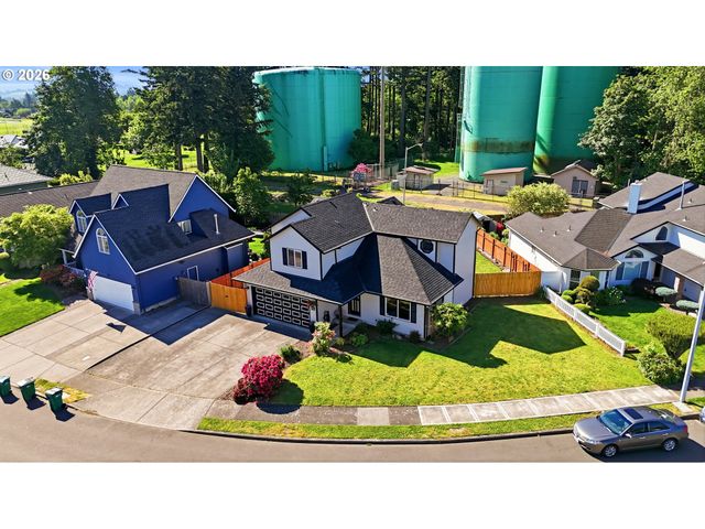 2016 Sw CERISE Way, Troutdale, OR 97060