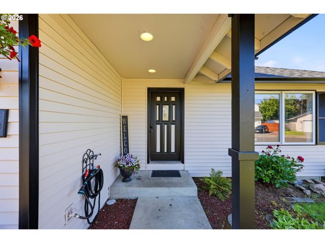 2016 Sw CERISE Way, Troutdale, OR 97060