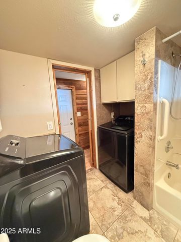 535 S ALMA SCHOOL Road 91, Mesa, AZ 85210