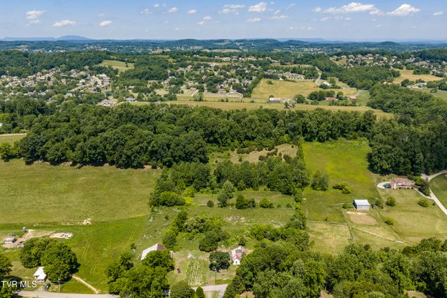 113 Mcinturff Lane, Johnson City, TN 37604