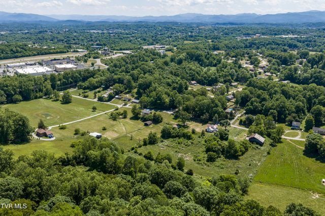 113 Mcinturff Lane, Johnson City, TN 37604