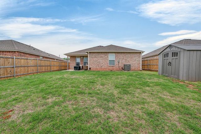 11613 NW 95th Street, Yukon, OK 73099